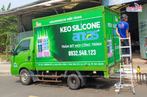 Dán Decal Xe Ô Tô